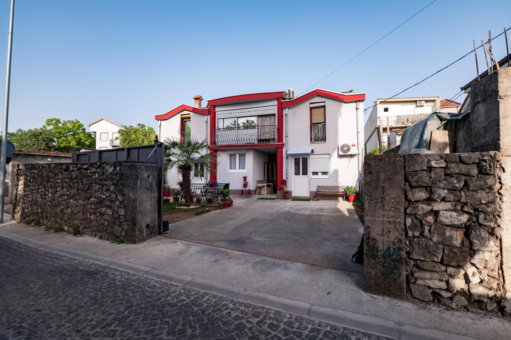 Apartmani Kaan Podgorica Zewnętrze zdjęcie