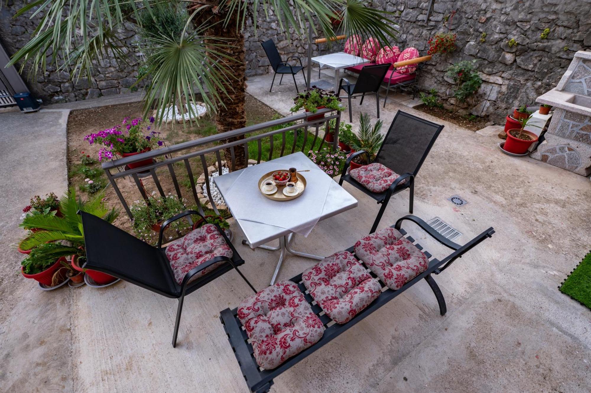 Apartmani Kaan Podgorica Zewnętrze zdjęcie